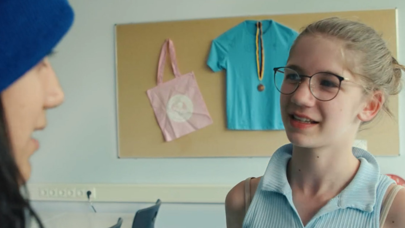 Portraits aus Schüler:innenfirmen: Annabelle &amp; Leni - Startup Zukunft ...